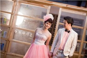 小編偷偷告訴你:我們的婚紗照也是在蔚藍(lán)海岸拍攝的哦!