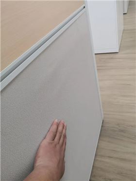 辦公桌屏風式隔斷 辦公桌屏風式隔斷