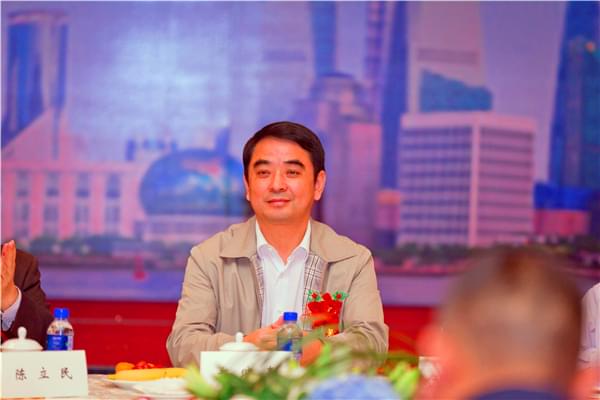 玉山縣委書記鄭曉春