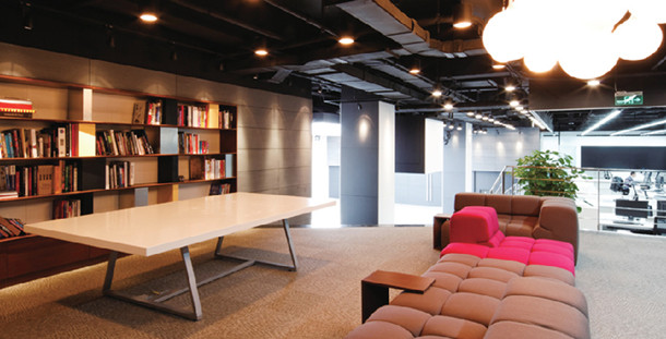 上海辦公家具廠——日產(chǎn)中國設(shè)計(jì)中心員工休閑區(qū)