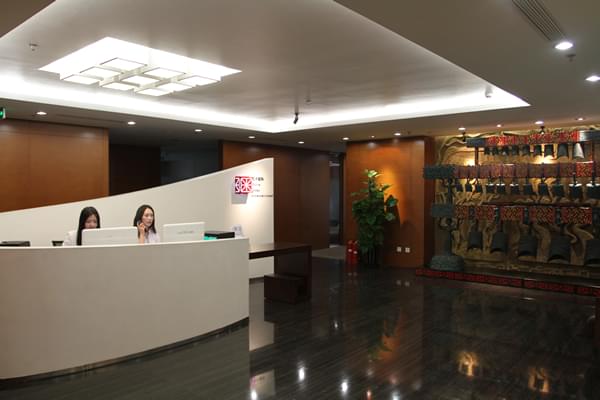 上海辦公家具廠家——碧江辦公家具網(wǎng)為漢今國(guó)際打造的前臺(tái)