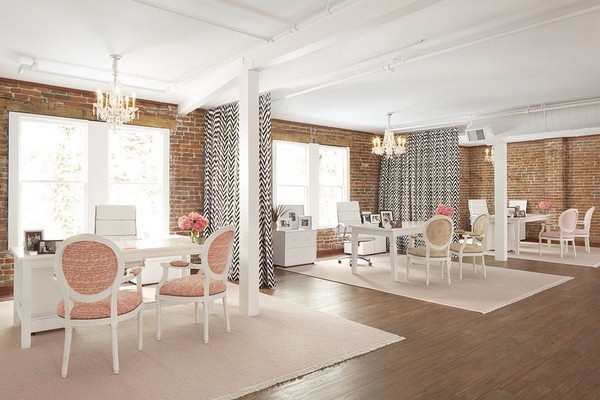 上海辦公家具廠(chǎng)家&mdash;&mdash;碧江辦公家具為蔚藍(lán)海岸打造的化妝區(qū)：水晶燈