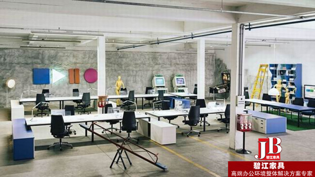 高端時尚員工辦公區