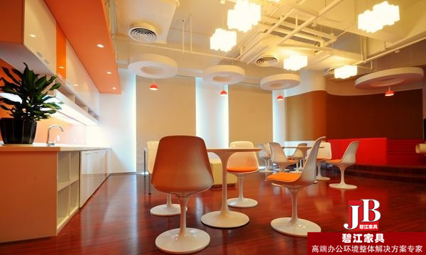 現(xiàn)代時(shí)尚辦公家具